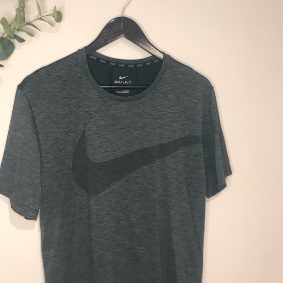 Nike Dri-Fit Tee in Dark Gray with large swoosh - Picture 3 of 4